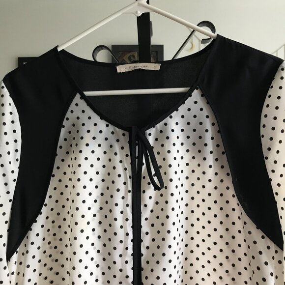 41 HAWTHORN size M Ivory & Black Polka Dot 3/4 Sleeve Popover Blouse Top - Picture 2 of 4